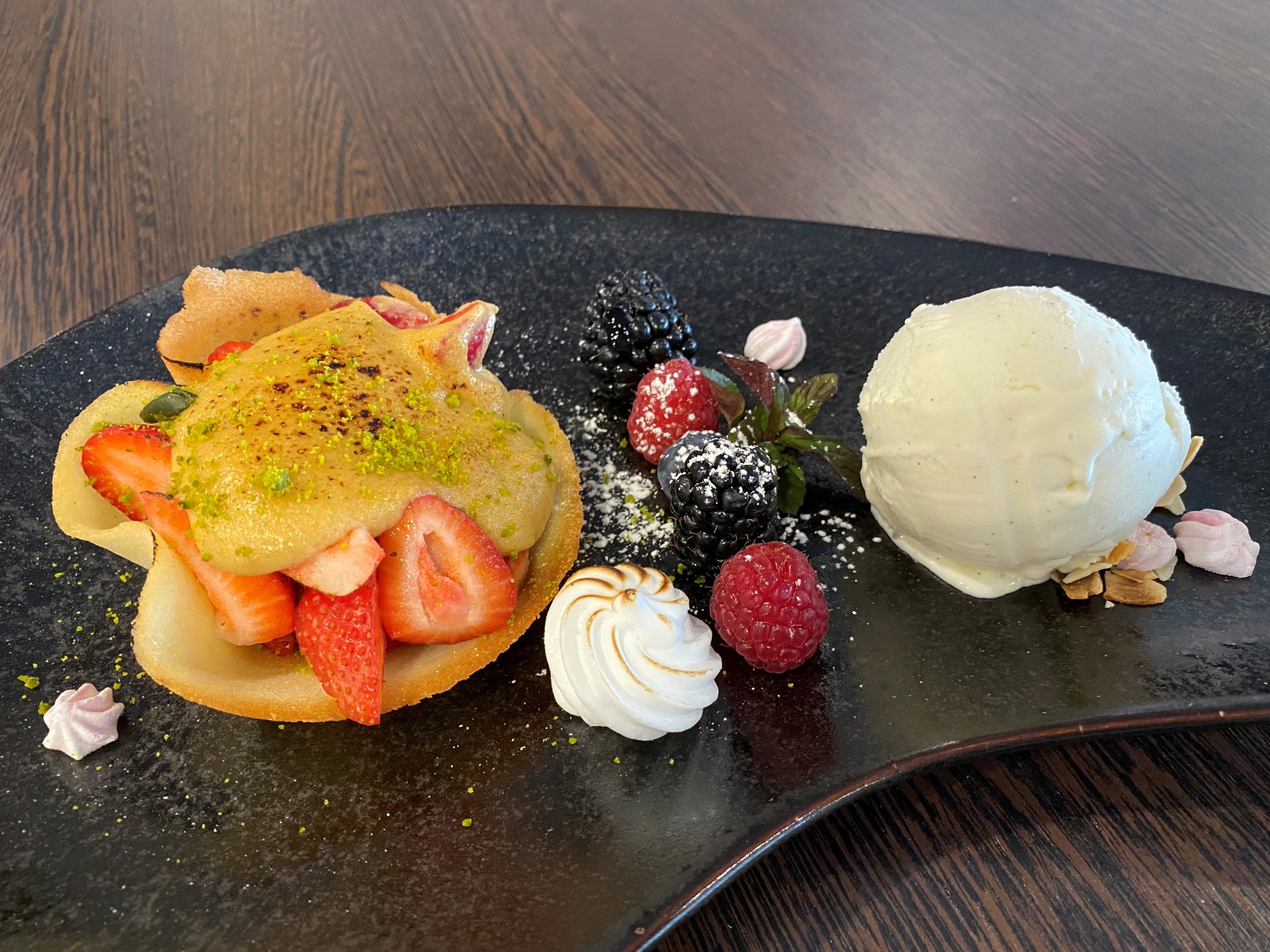 Erdbeeren mit Marsala-Zabaione – Pittoresk Restaurant Aurich